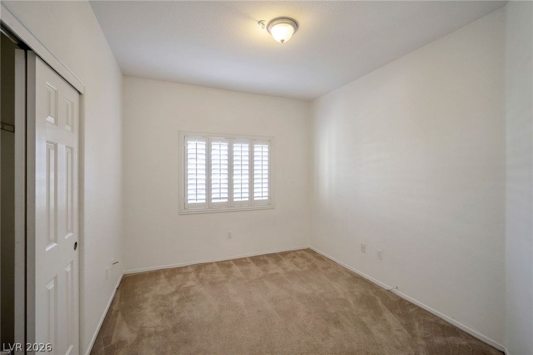 Photo 15 of 25, 2291 W Horizon Ridge Parkway #2108