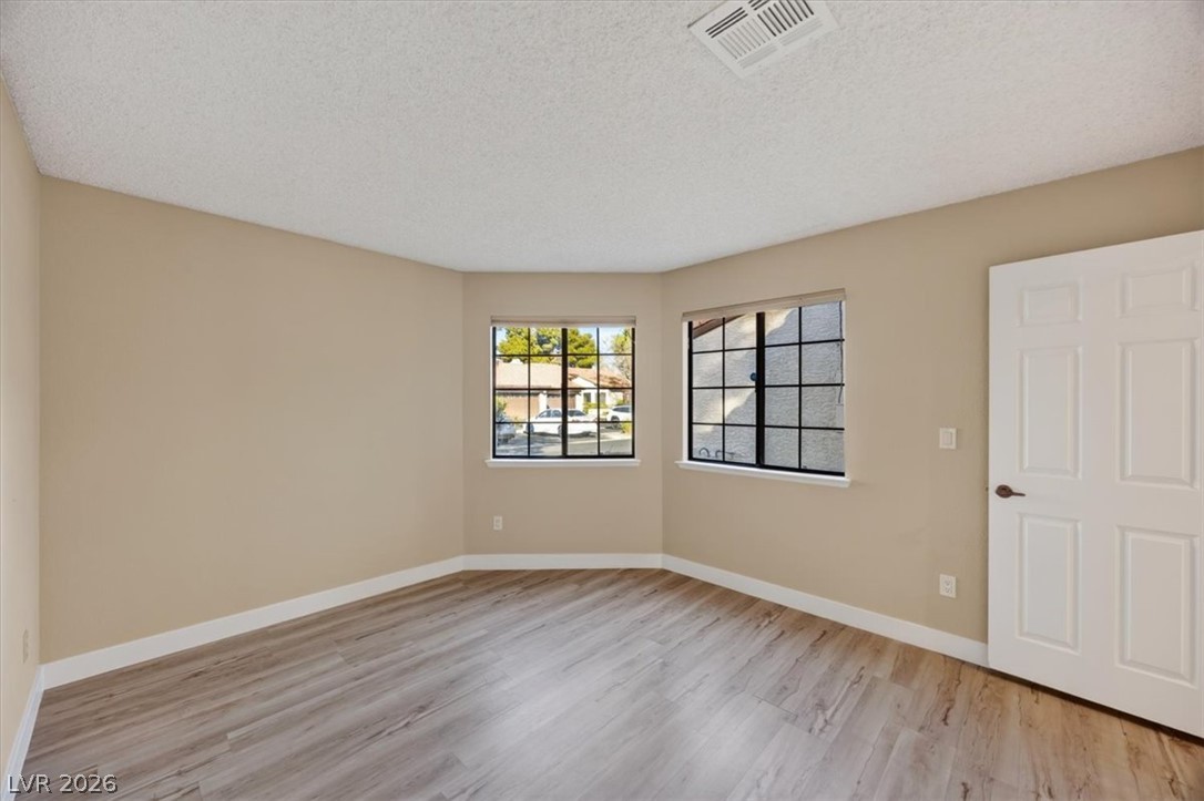 Photo 29 of 48, 3237 La Mancha Way