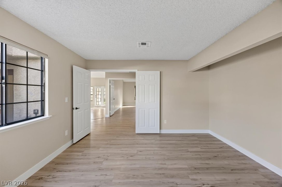 Photo 30 of 48, 3237 La Mancha Way