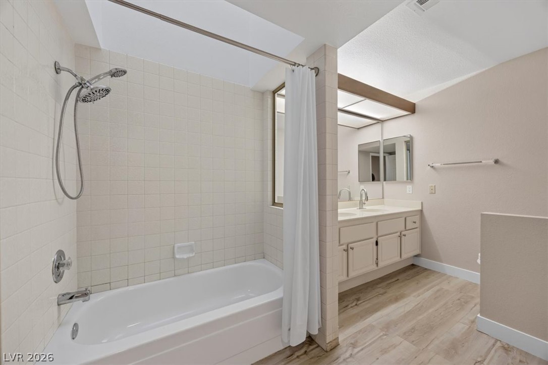 Photo 33 of 48, 3237 La Mancha Way
