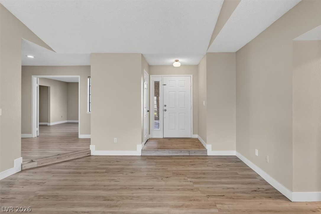 Photo 5 of 3237 La Mancha Way