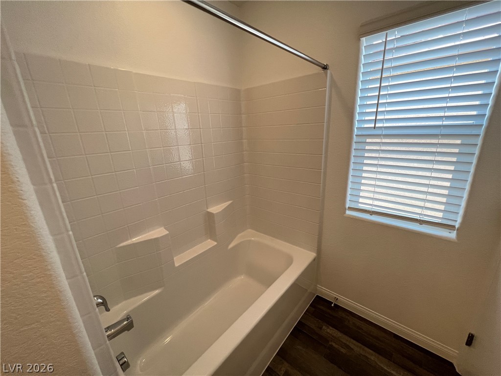 Photo 8 of 22, 5340 Loxley Court