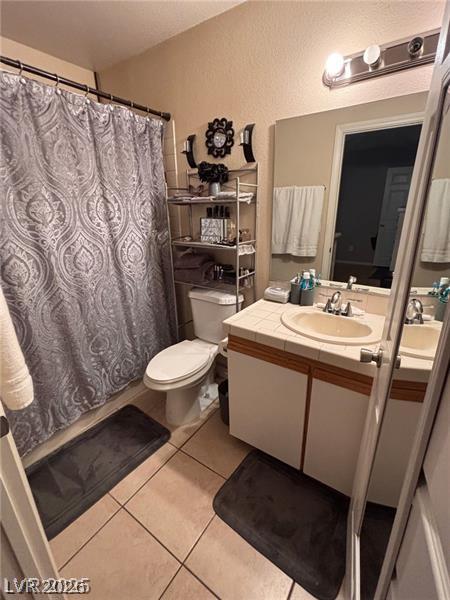 Photo 7 of 18, 1600 N Torrey Pines Drive #101