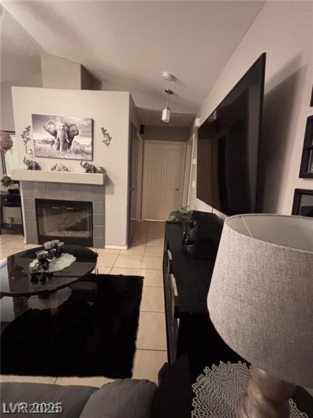 Photo 9 of 18, 1600 N Torrey Pines Drive #101