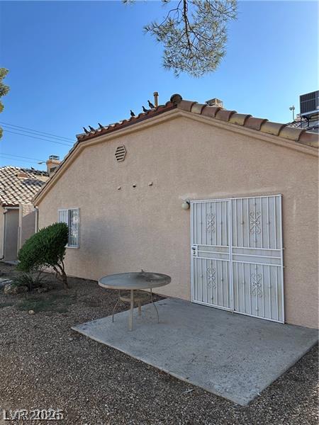 Photo 13 of 18, 1600 N Torrey Pines Drive #101