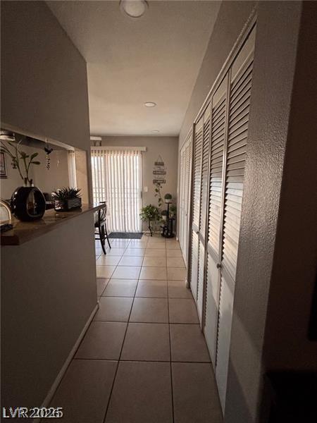Photo 5 of 1600 N Torrey Pines Drive #101