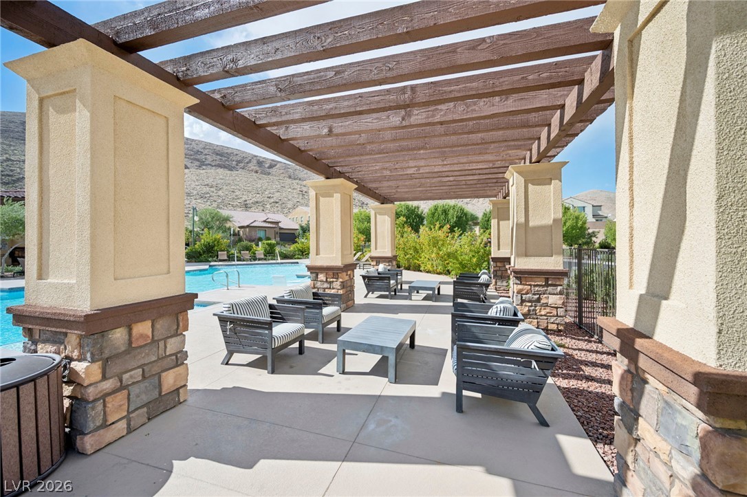Photo 19 of 71, 3471 Molinos Drive