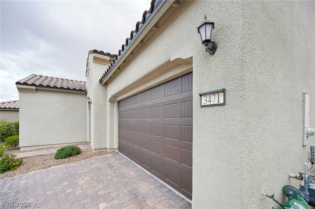 Photo 6 of 71, 3471 Molinos Drive