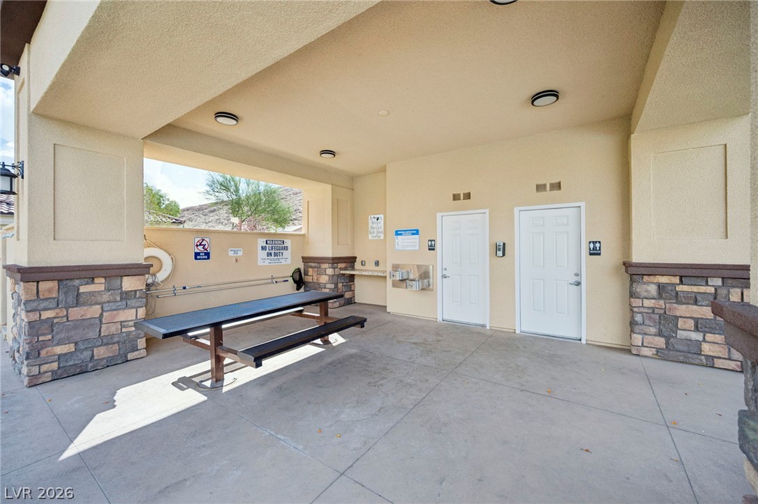 Photo 15 of 71, 3471 Molinos Drive