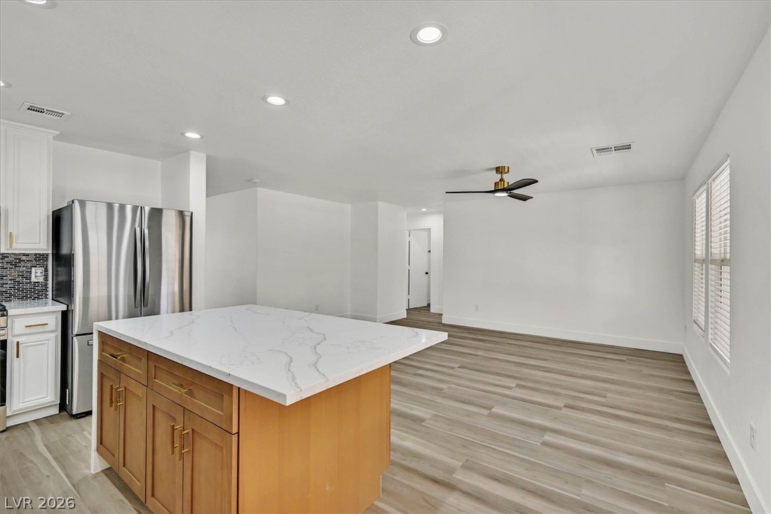 Photo 6 of 27, 11117 Romola Street