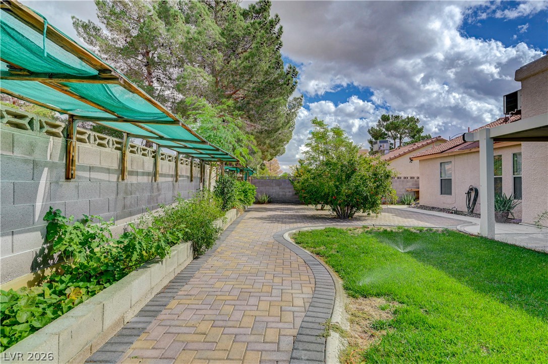 6432 Chippindale Lane, Las Vegas