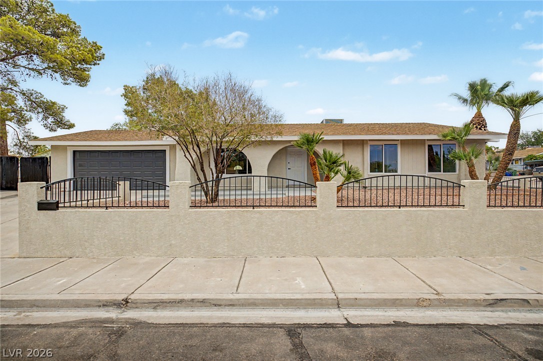 Photo 4 of 1402 Esther Drive
