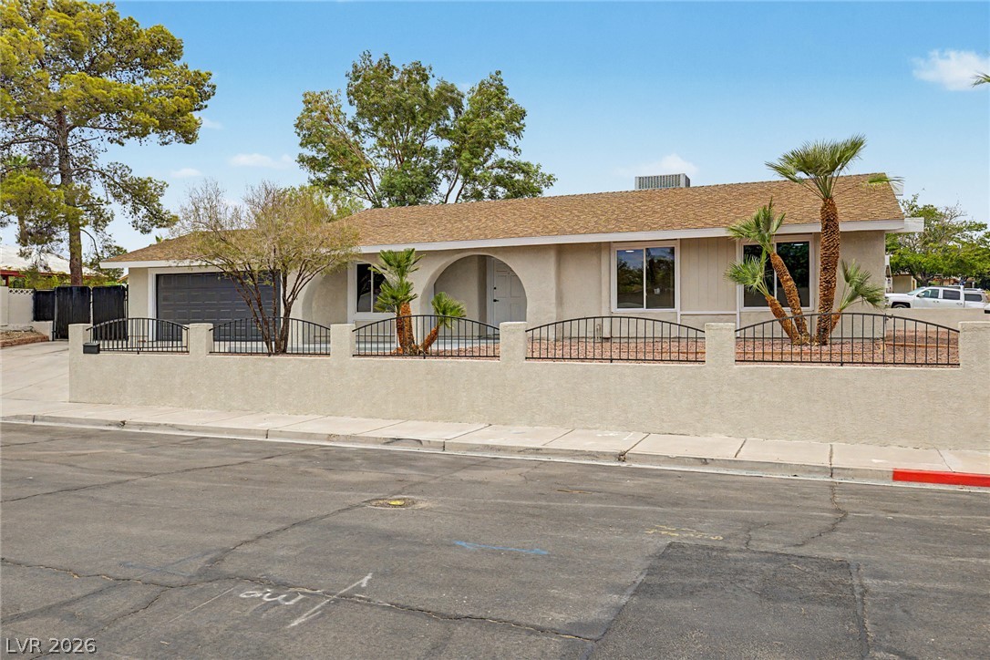 Photo 6 of 39, 1402 Esther Drive