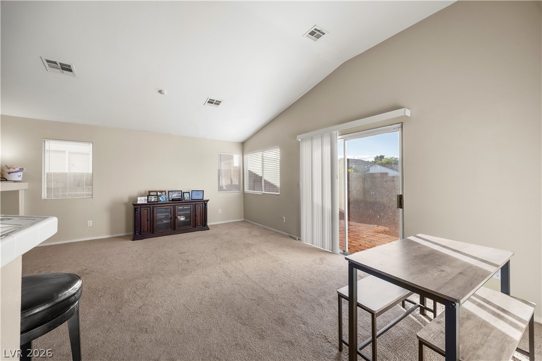 Photo 7 of 21, 9011 Edgeworth Place