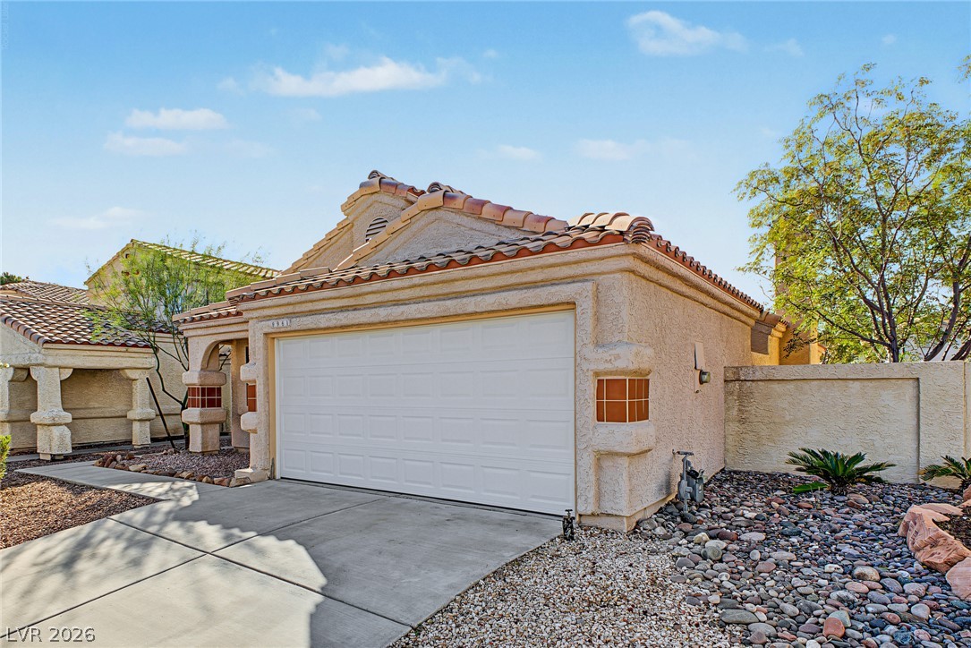 Photo 6 of 33, 9961 Coral Sands Drive