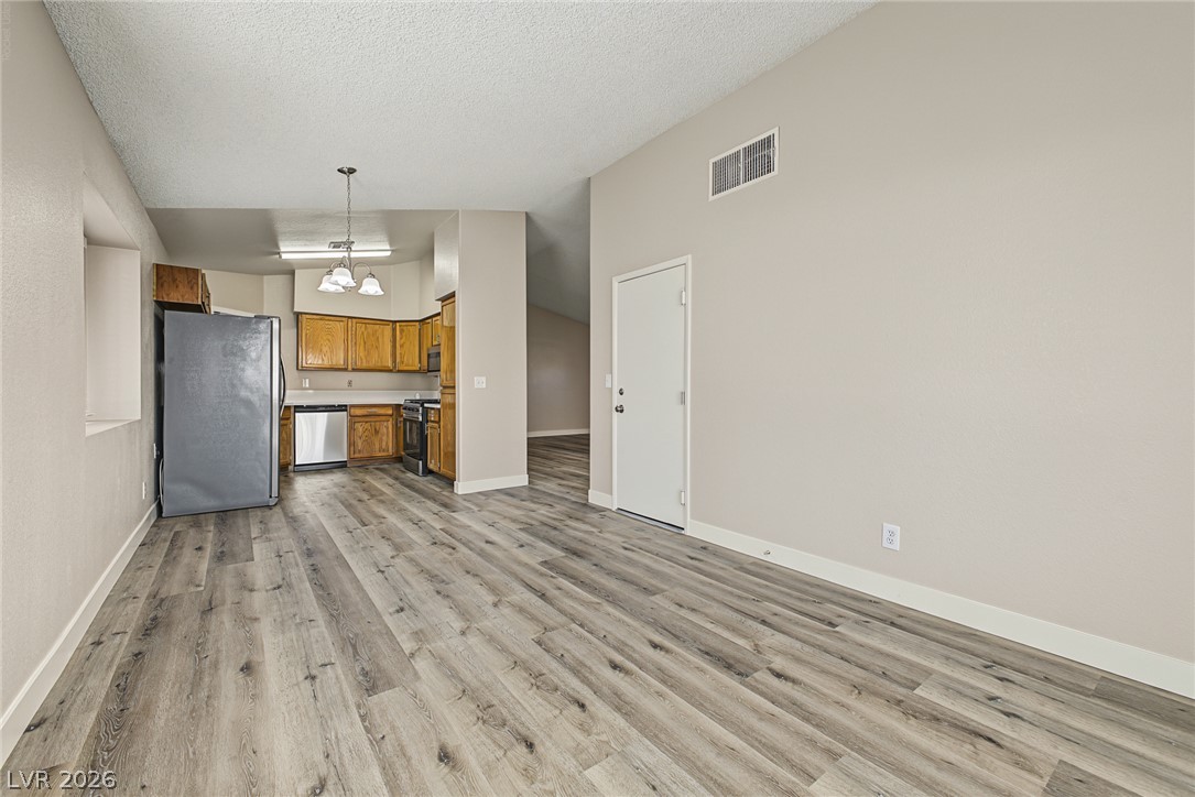 Photo 12 of 33, 9961 Coral Sands Drive