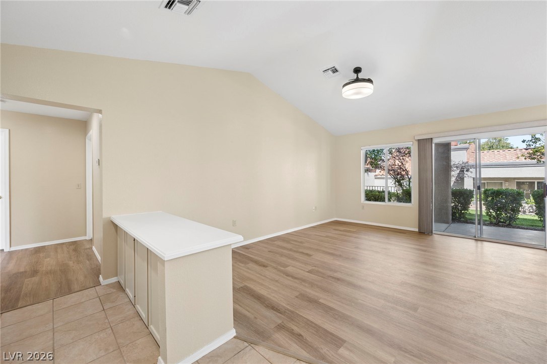 Photo 11 of 39, 8540 Willowrich Drive
