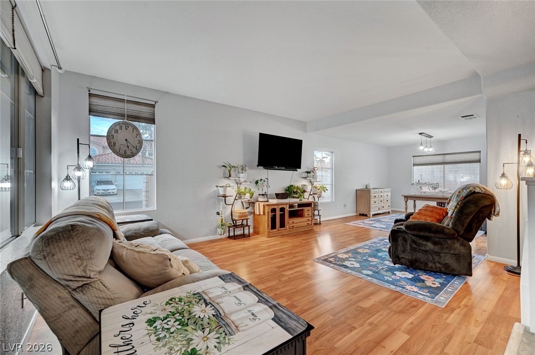 Photo 7 of 68, 324 Velino Avenue