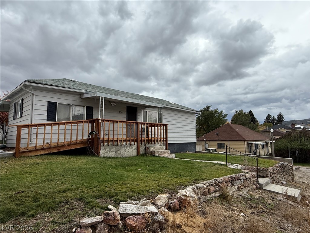 890 Park Avenue, Ely
