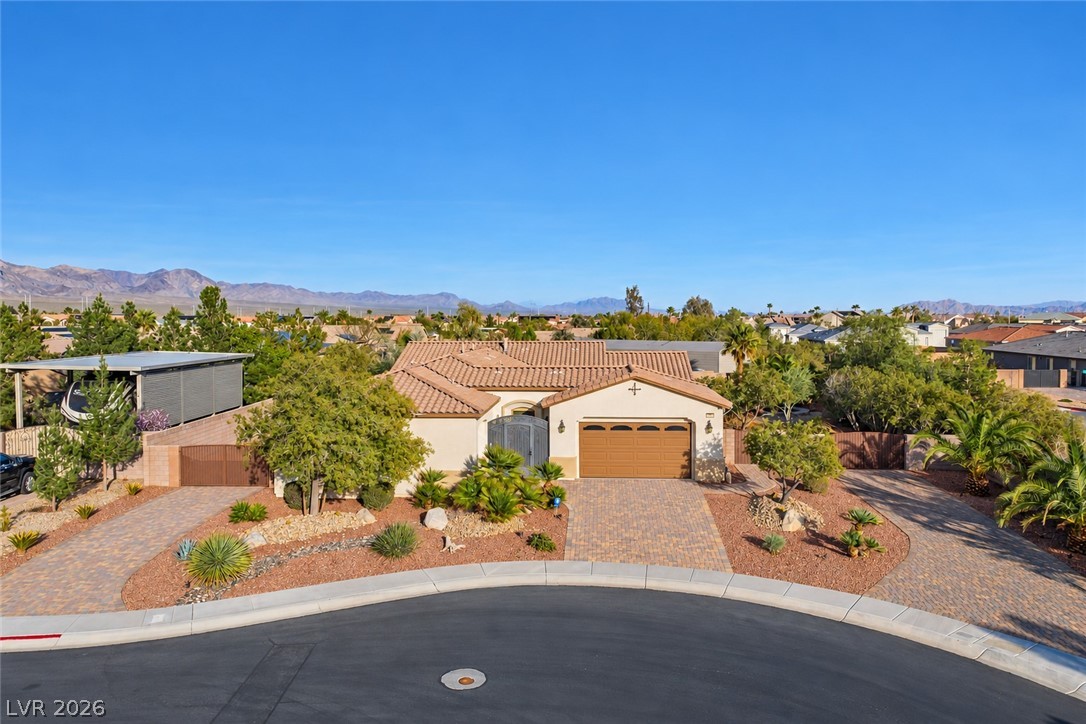 8604 Amber Autumn Street, Las Vegas