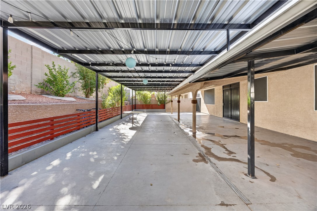 Photo 39 of 42, 1498 Mount Hood Street