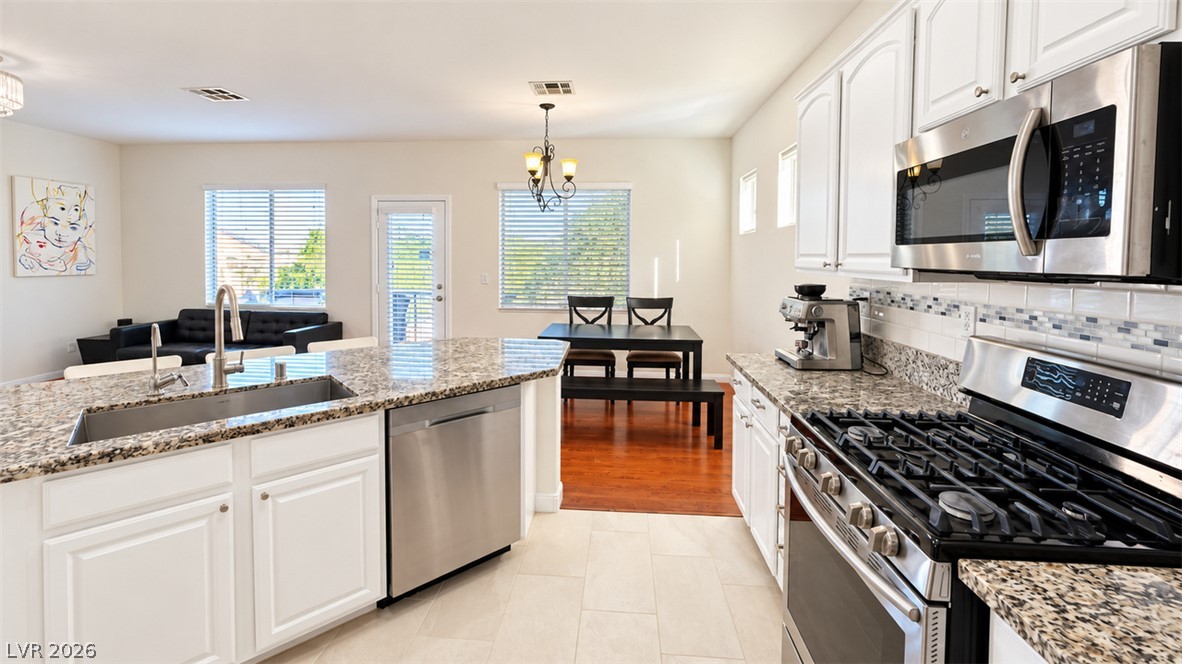 Photo 4 of 7026 Salt Marsh Court