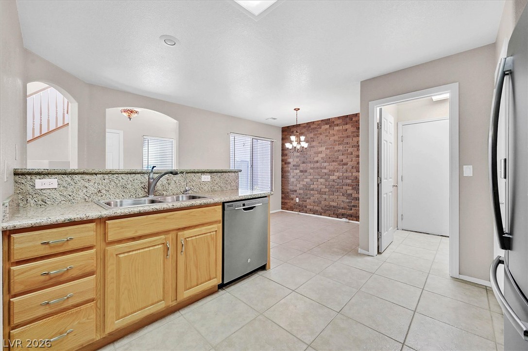 Photo 3 of 10192 Juniper Creek Lane