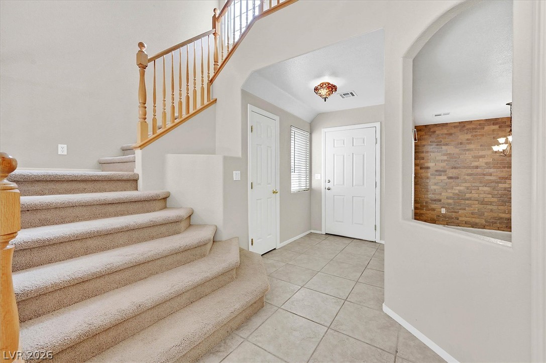 Photo 7 of 44, 10192 Juniper Creek Lane