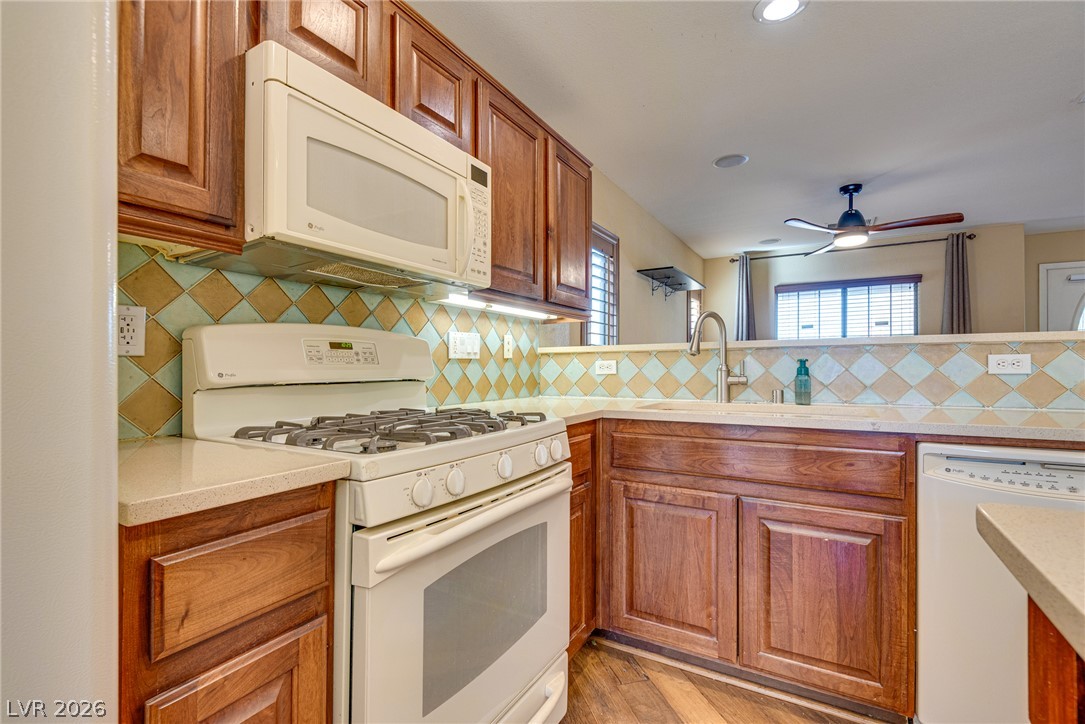 Photo 15 of 35, 5280 Judkins Drive
