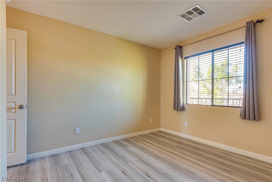 Photo 26 of 35, 5280 Judkins Drive