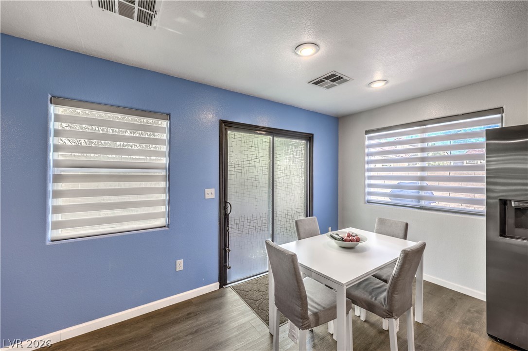 Photo 6 of 28, 8288 Amphora Street