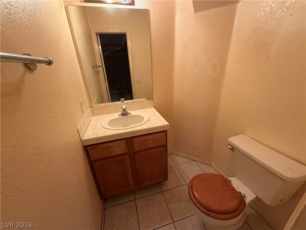 Photo 8 of 17, 435 Mayan Drive