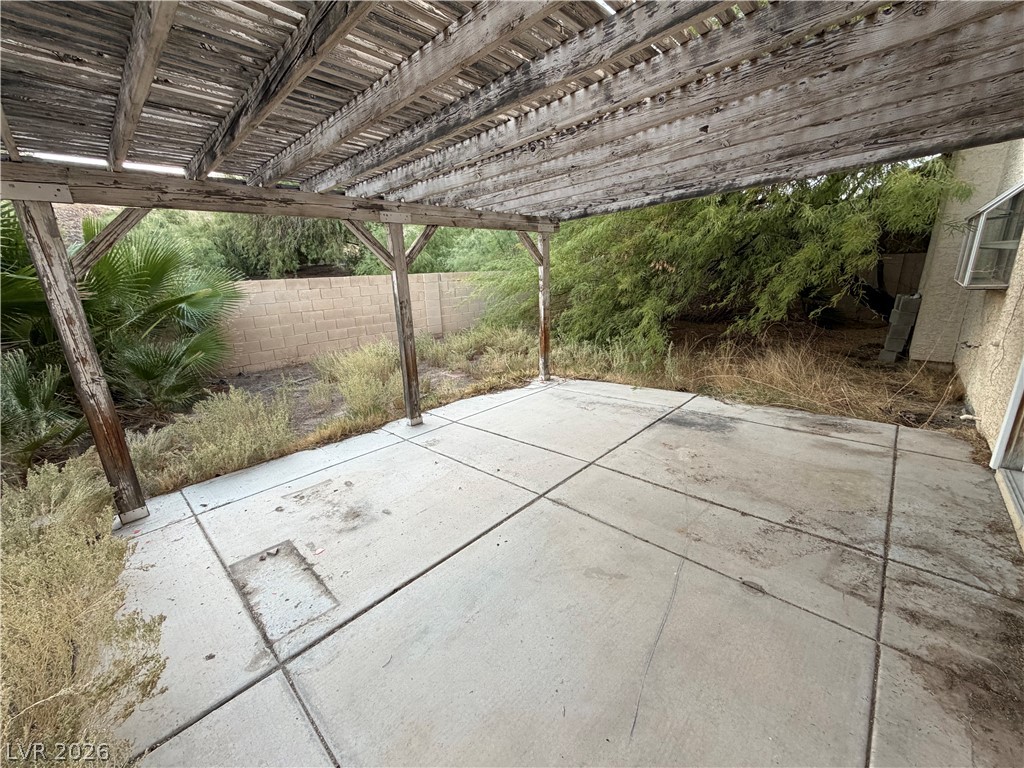 Photo 3 of 435 Mayan Drive