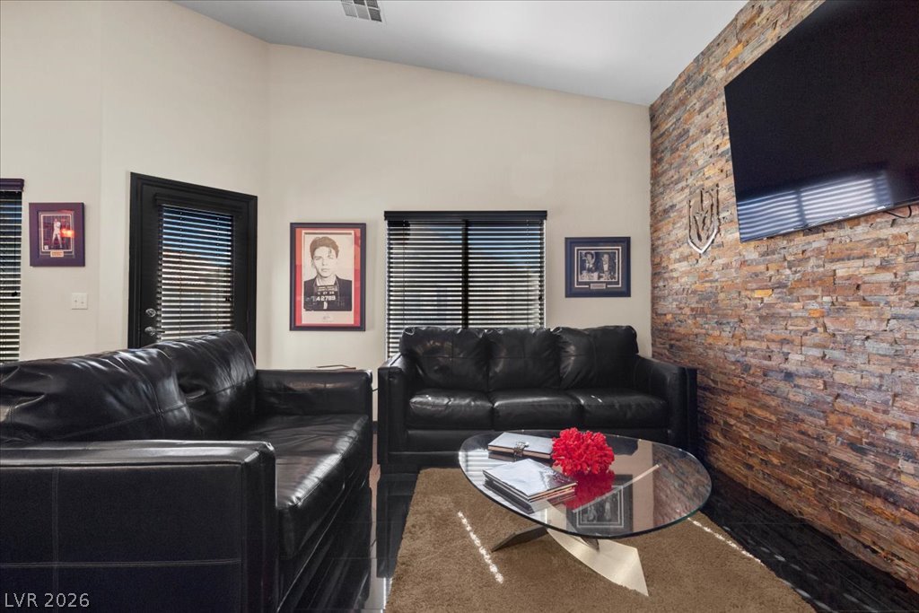Photo 11 of 30, 6252 Ordaz Avenue #101