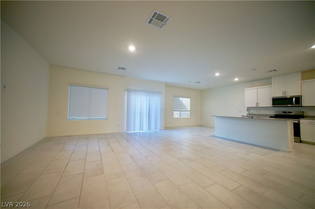 Photo 7 of 29, 6155 Larimar Gold Street