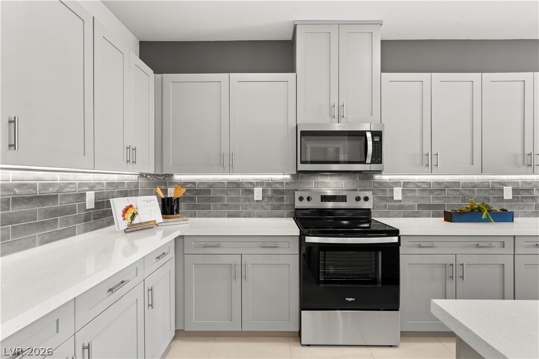 Photo 12 of 33, 315 Keyboard Place