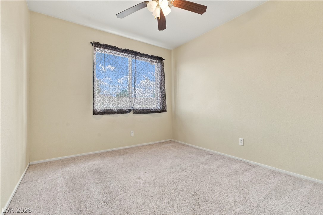 Photo 16 of 33, 4935 Crystal Breeze Lane