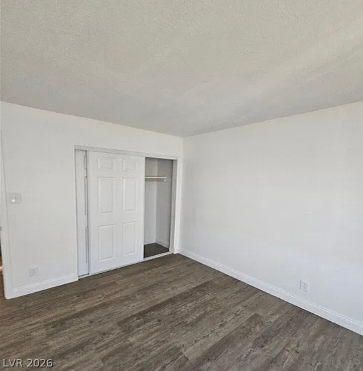 Photo 7 of 25, 718 Fernwood Lane