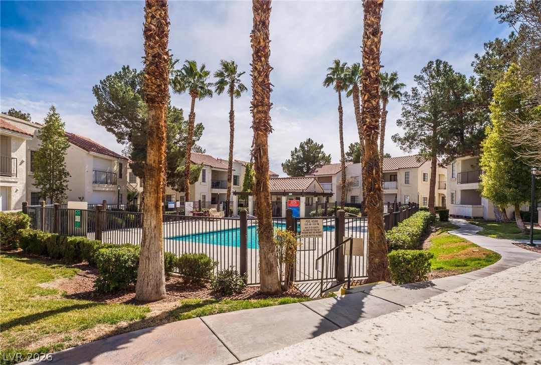 Photo 8 of 10, 4736 Nara Vista Way #103