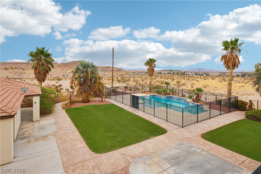 Photo 5 of 10320 W Serene Avenue