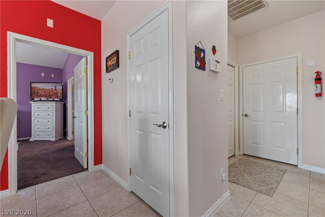 Photo 30 of 96, 670 W Perkins Street