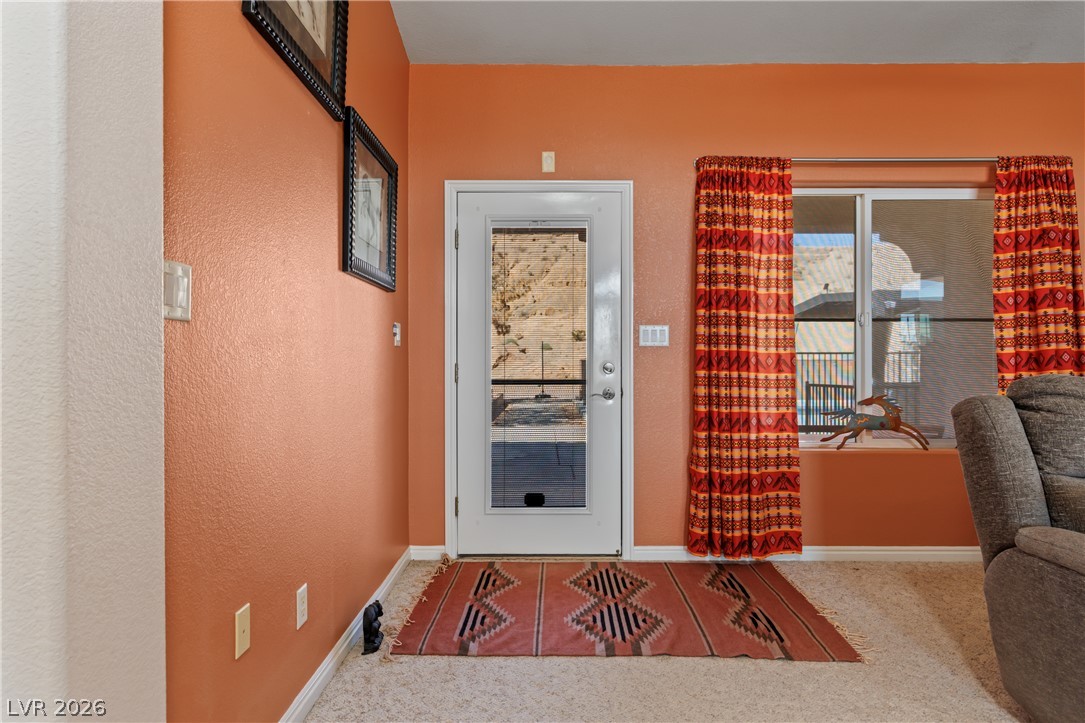 Photo 19 of 96, 670 W Perkins Street