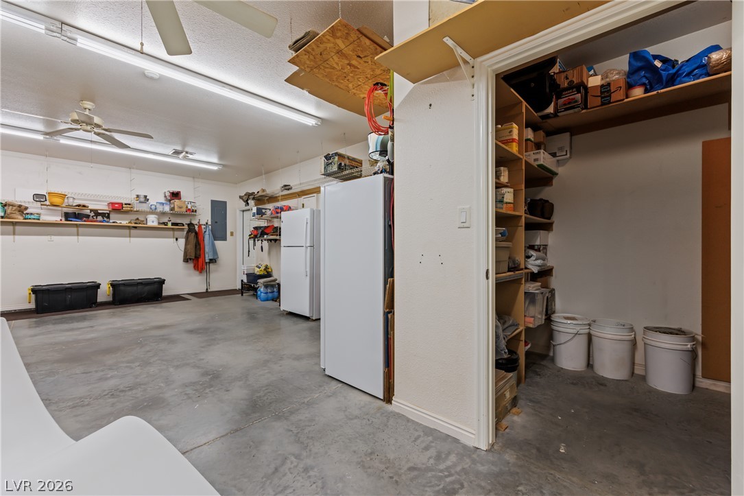 Photo 80 of 96, 670 W Perkins Street