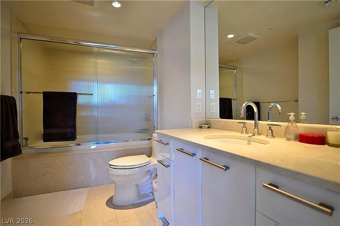 Photo 12 of 16, 322 Karen Avenue #1204