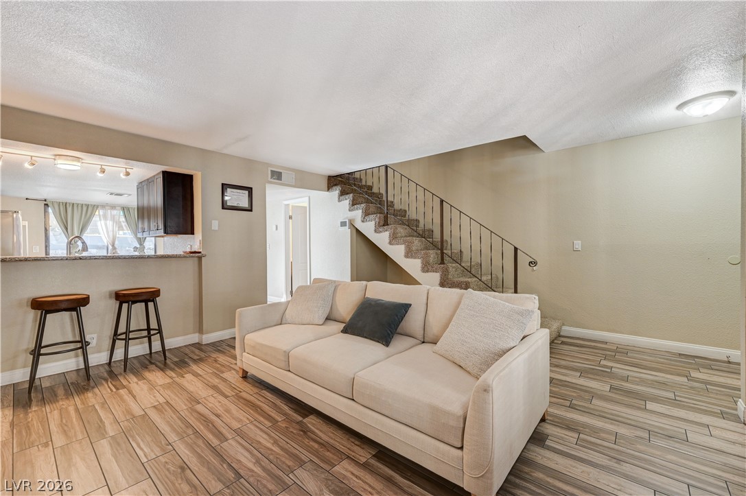 Photo 14 of 36, 2080 Karen Avenue #20
