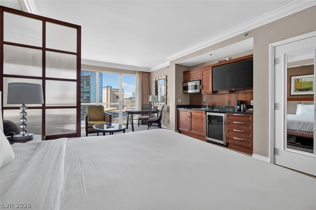 Photo 7 of 42, 125 E Harmon Avenue #1715