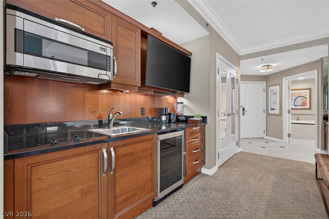 Photo 14 of 42, 125 E Harmon Avenue #1715