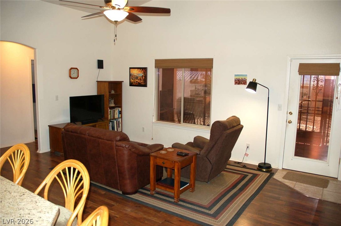 Photo 6 of 26, 1920 S Vineyard Drive