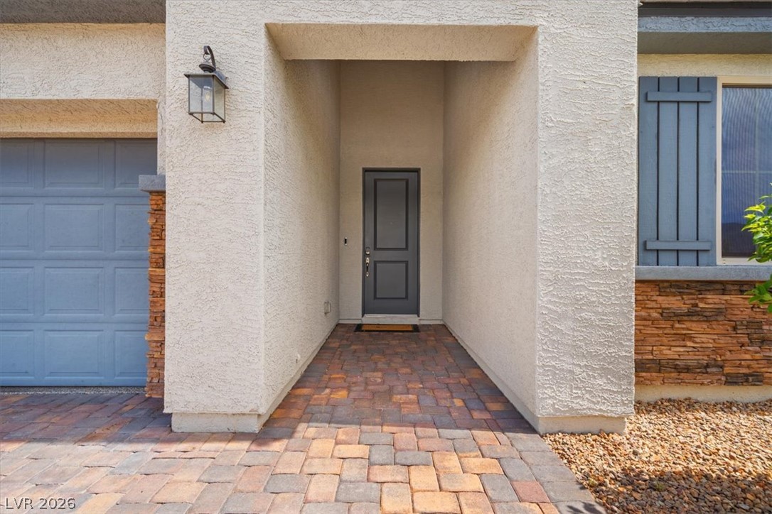 Photo 7 of 59, 6320 Regina Ridge Street