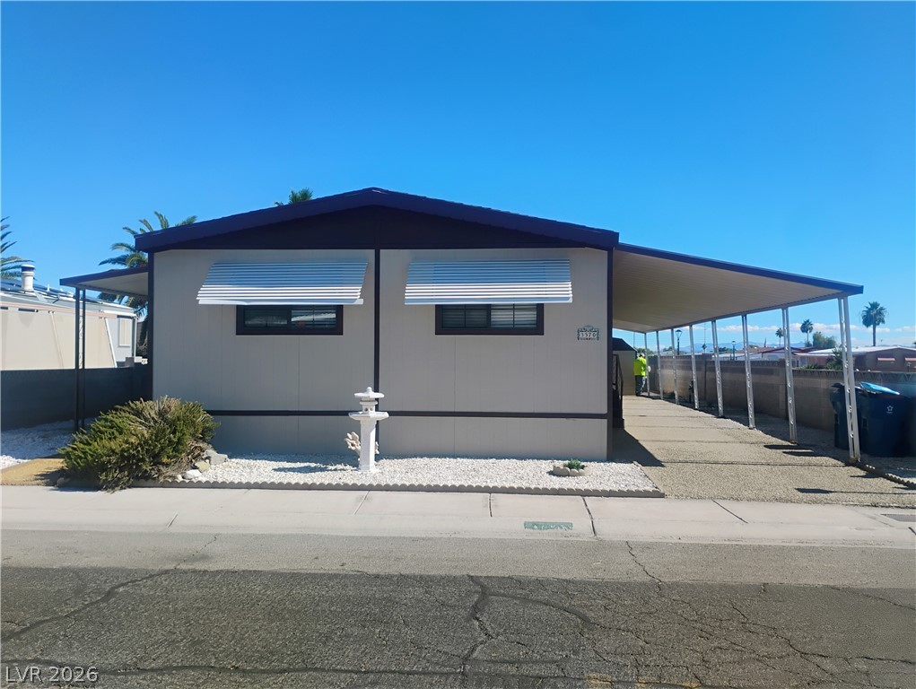 3370 Ewa Beach Drive, Las Vegas